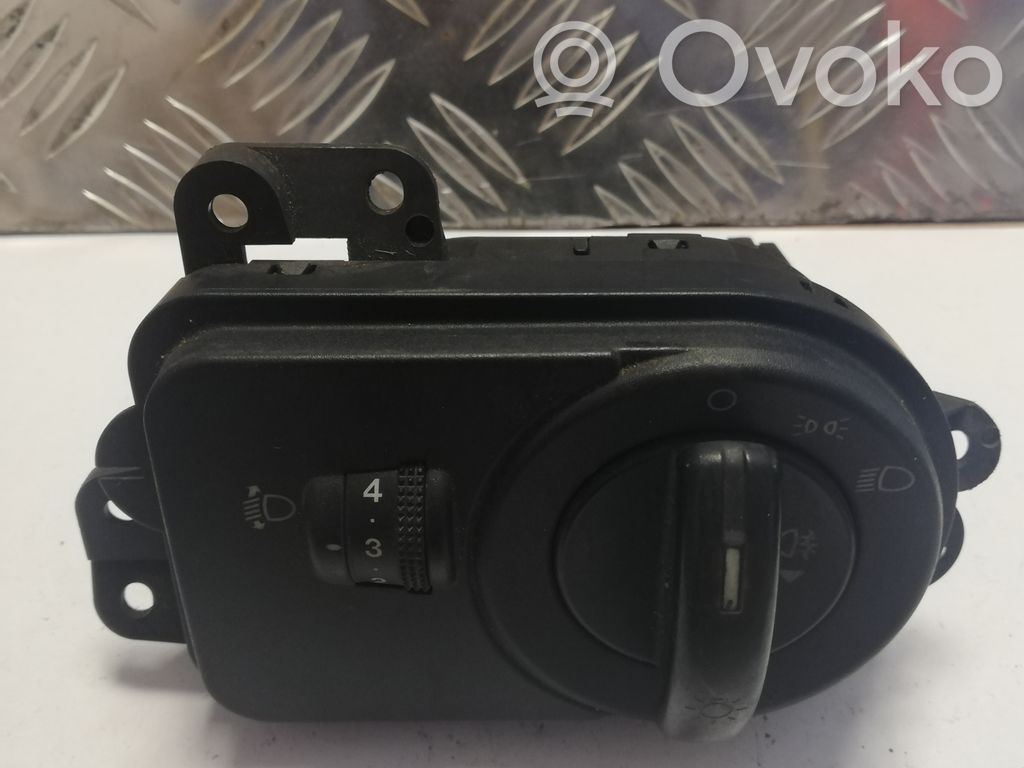 Ford Fiesta Light switch 