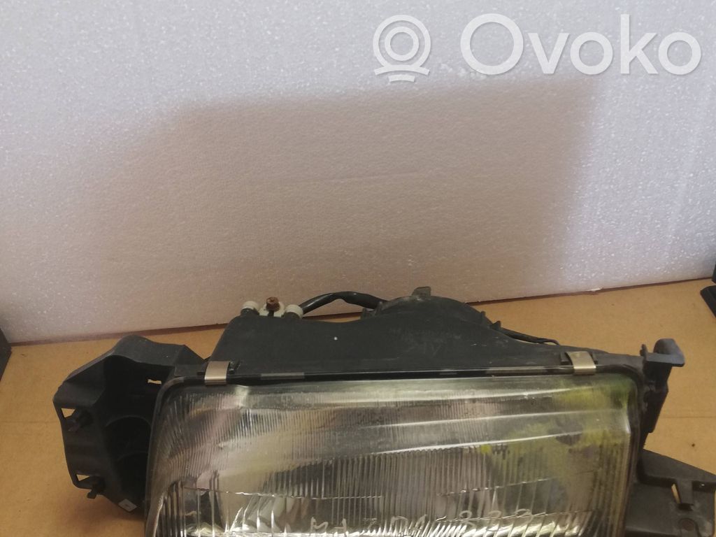 Mazda 323 F Headlight/headlamp 