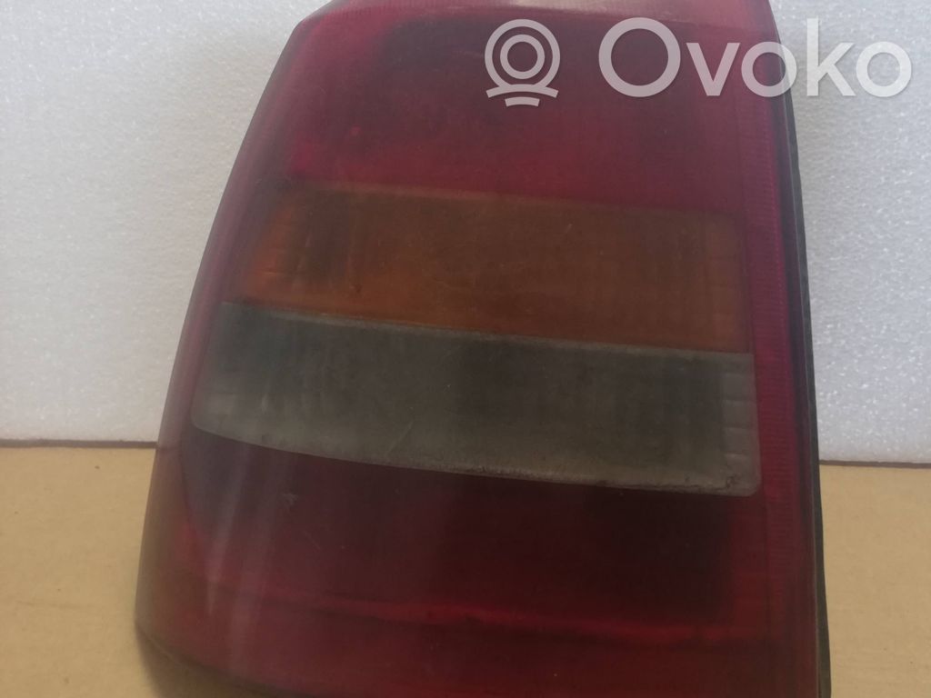 Opel Astra G Aizmugurējais lukturis virsbūvē 