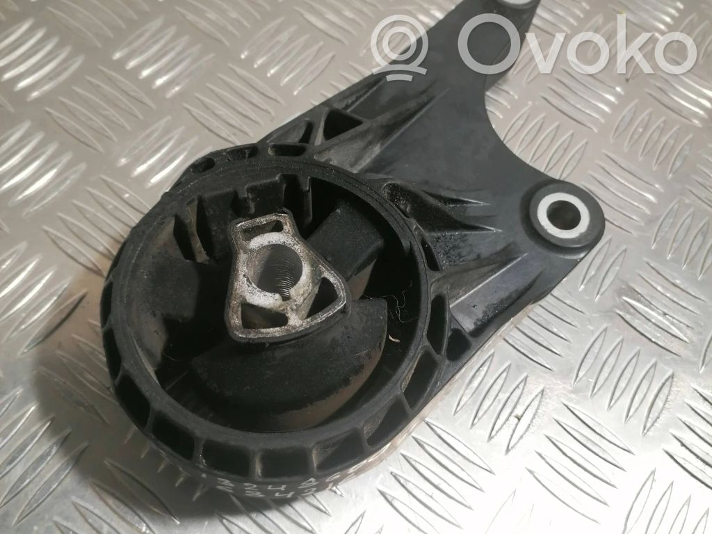Opel Astra J Gearbox mount 