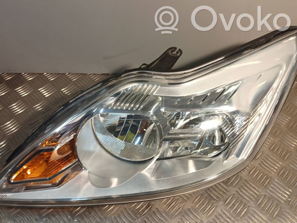 Ford Focus Headlight/headlamp 