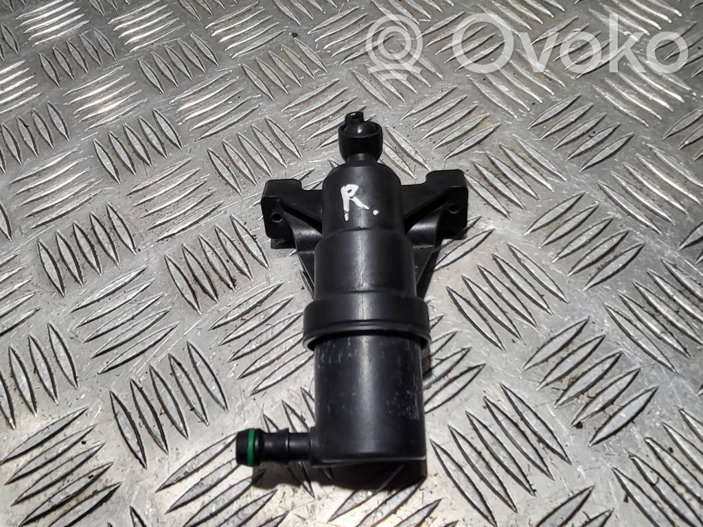BMW 7 E65 E66 Headlight washer spray nozzle 
