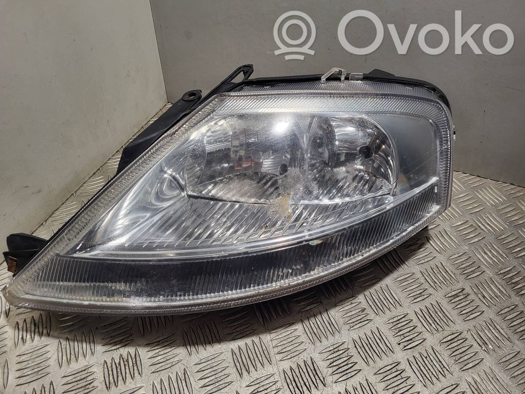 Citroen C3 Priekinis žibintas 