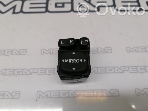 Wing mirror switch   183575