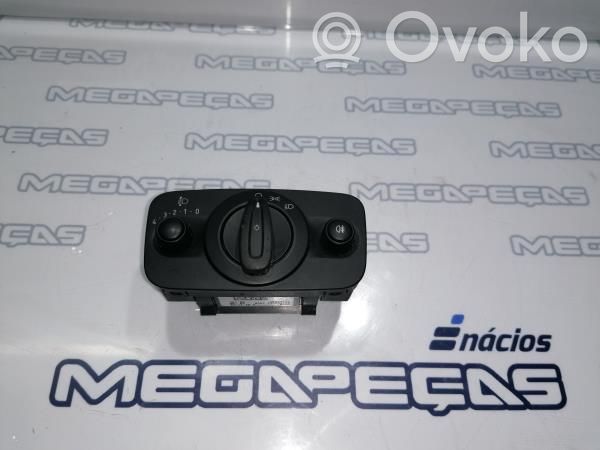 Ford Fiesta Interruptor de luz 