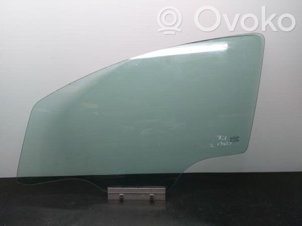Opel Corsa D Luna de la puerta delantera cuatro puertas 