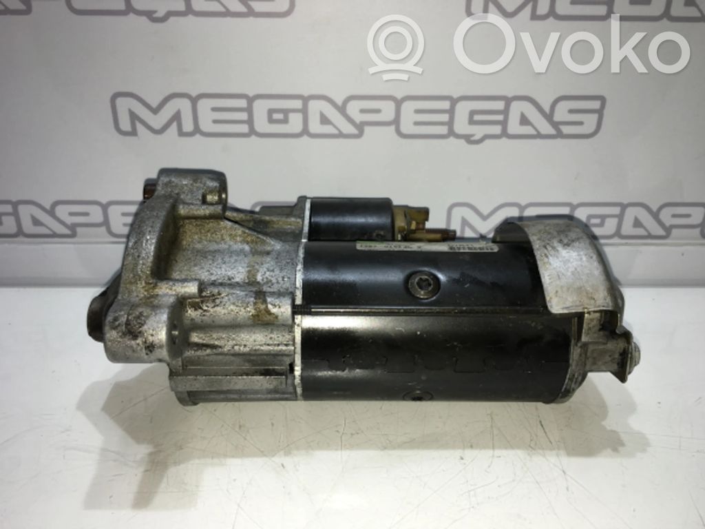Starteris   D7R11