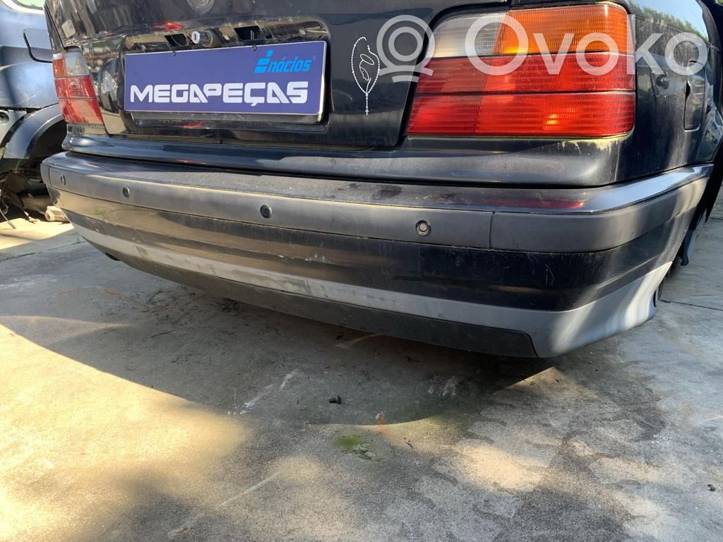 BMW 3 E36 Galinis bamperis 