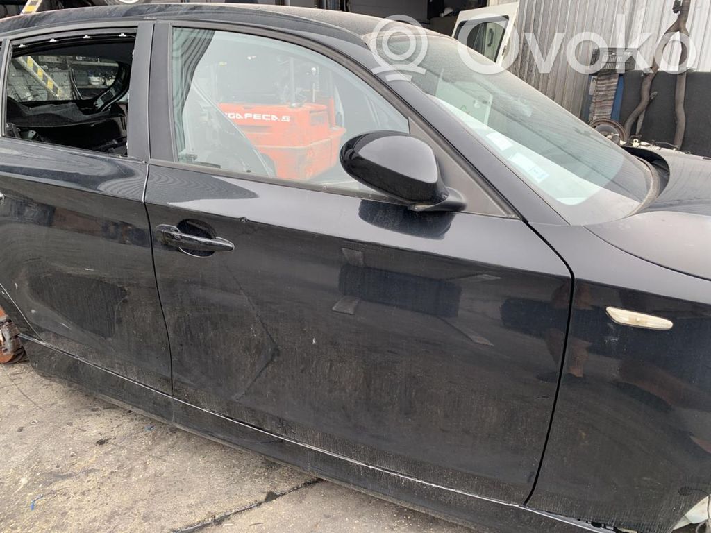 BMW 1 E81 E87 Priekinės durys 