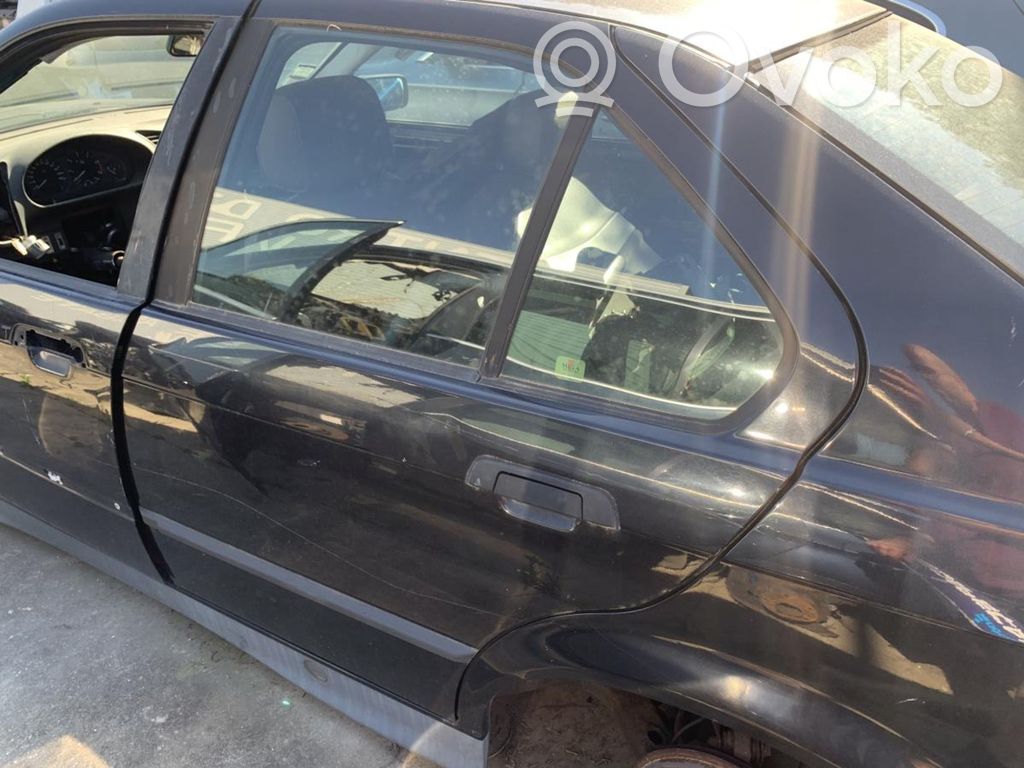 Rear door   8185427,41528185427