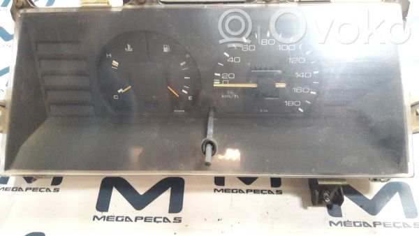 Toyota Corolla E80 Speedometer (instrument cluster) 