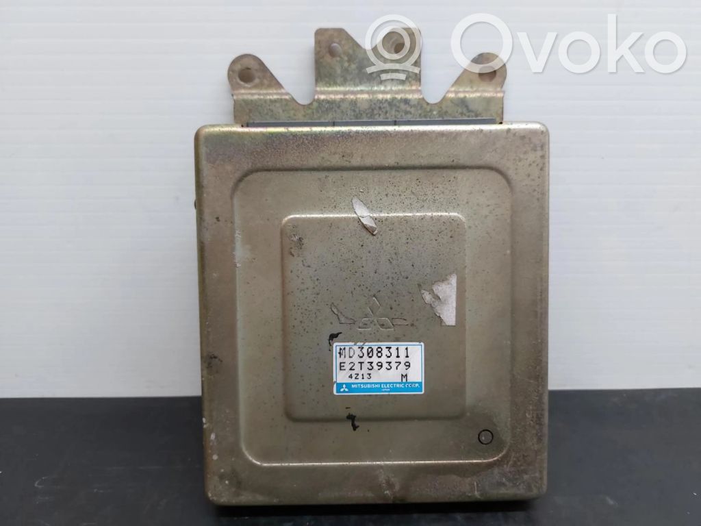 Unidad de control/módulo del motor   MD308311,E2T39379