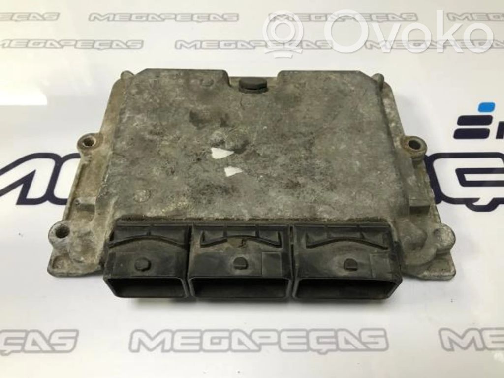 Renault Laguna II Unidad de control/módulo del motor 