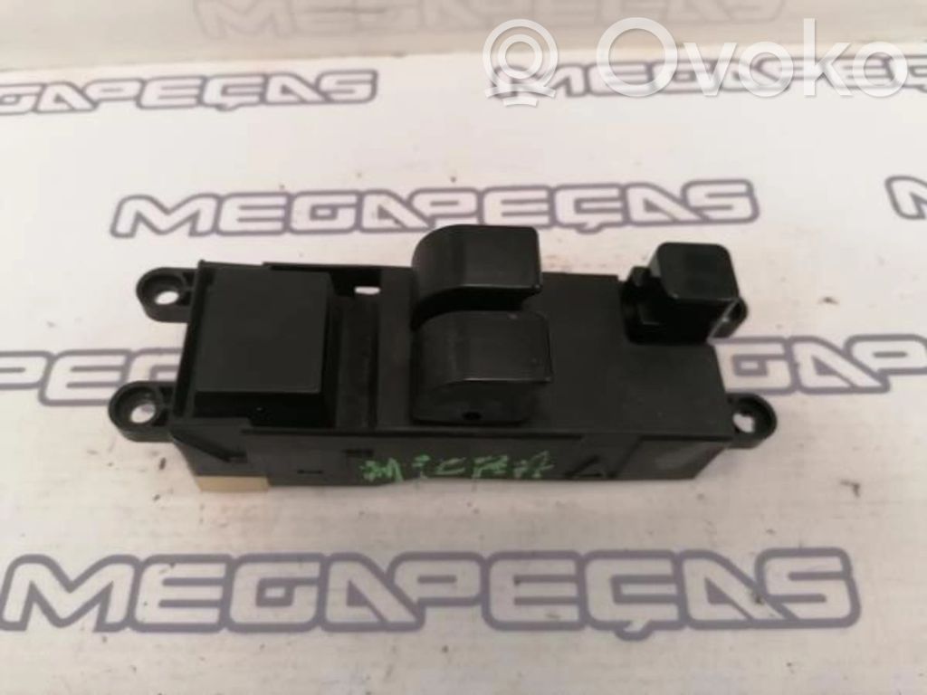 Electric window control switch   2226