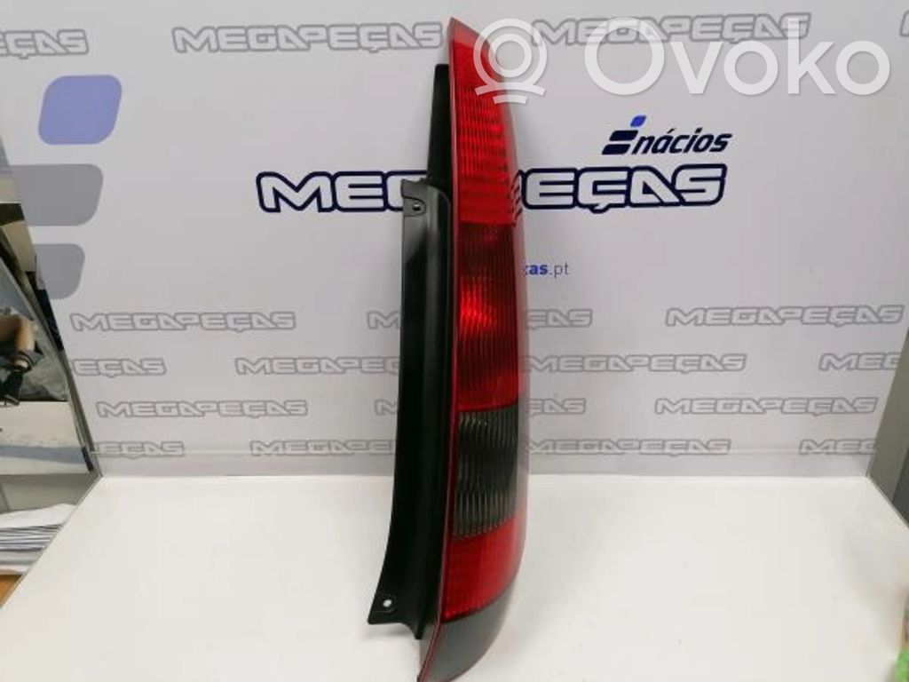 Ford Fiesta Feux arrière sur hayon 