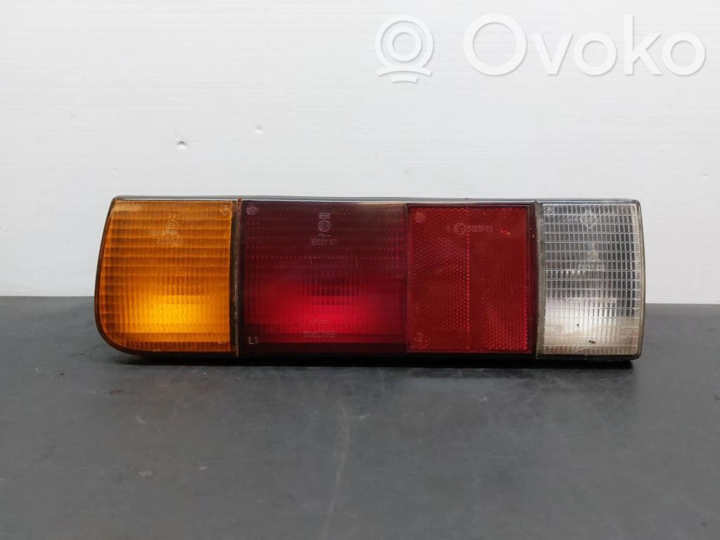 Opel Ascona B Takaluukun takavalot 