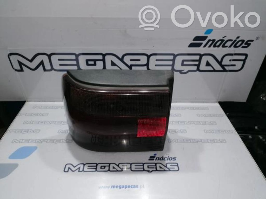 Renault 19 Tailgate rear/tail lights 