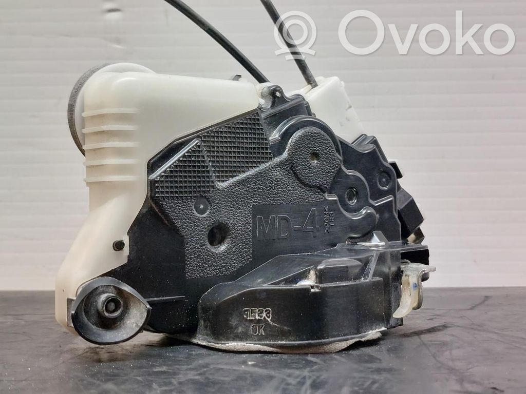 Toyota Yaris Cerradura de puerta delantera 