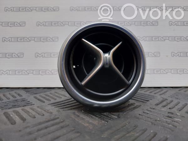 Mercedes-Benz A W176 Griglia di ventilazione centrale cruscotto