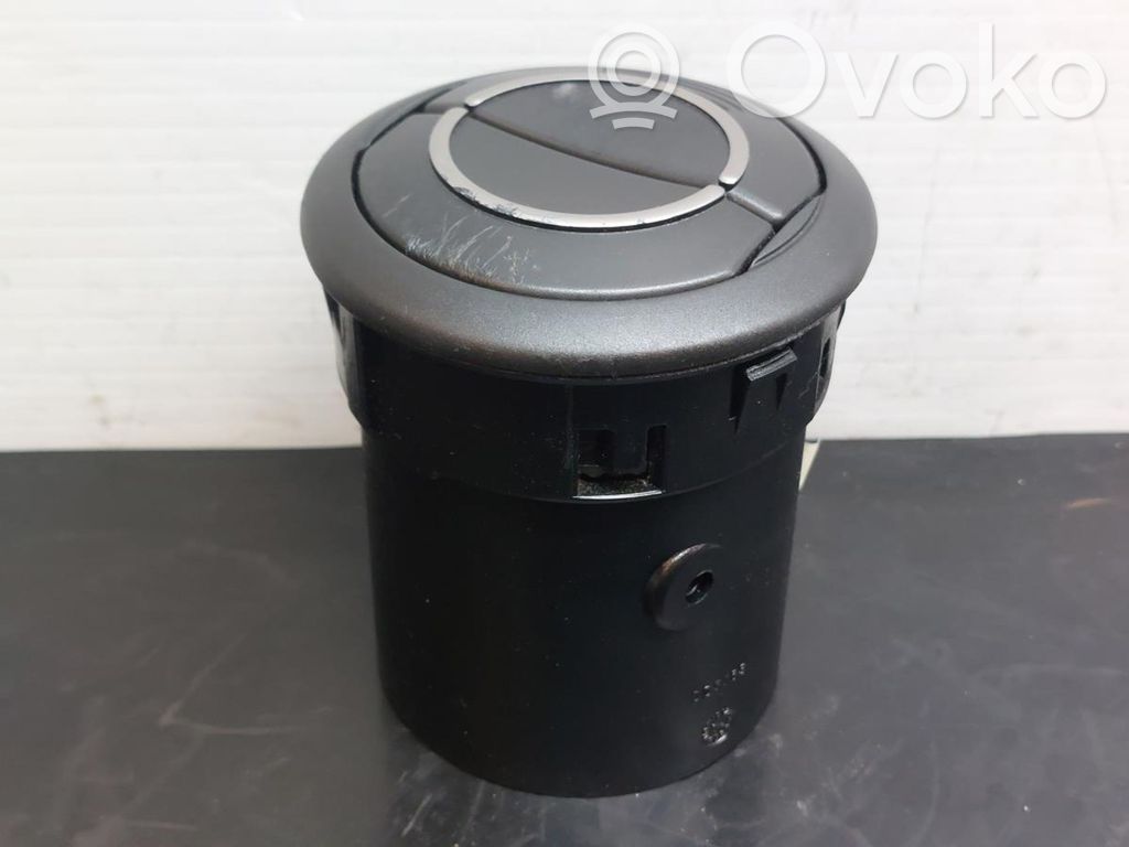 Alfa Romeo Mito Grilă ventilație centrală 