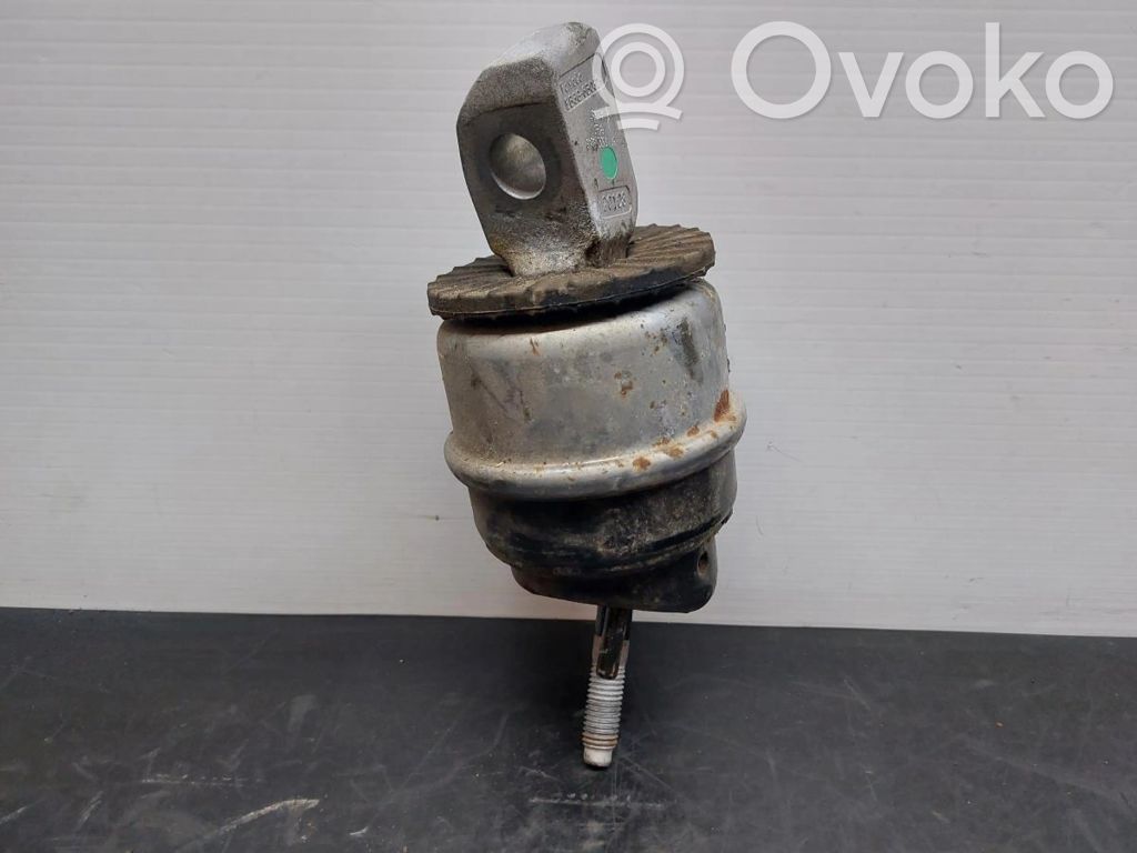 Ford Ranger Engine mount bracket 