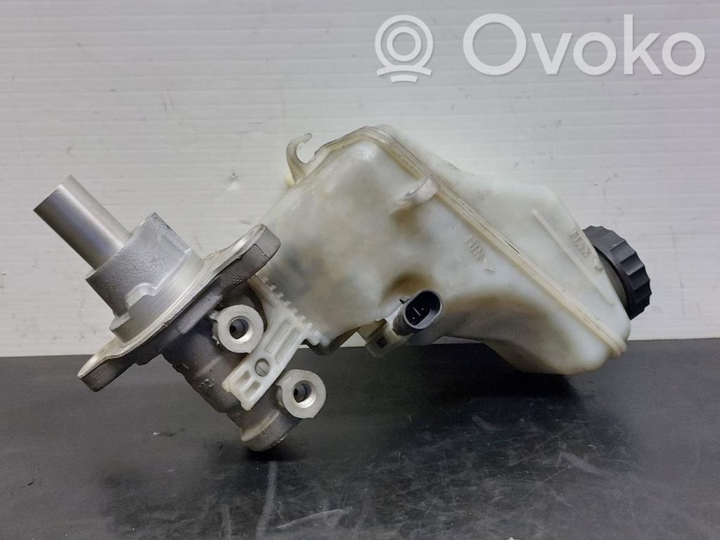 Opel Corsa D Pääjarrusylinteri 