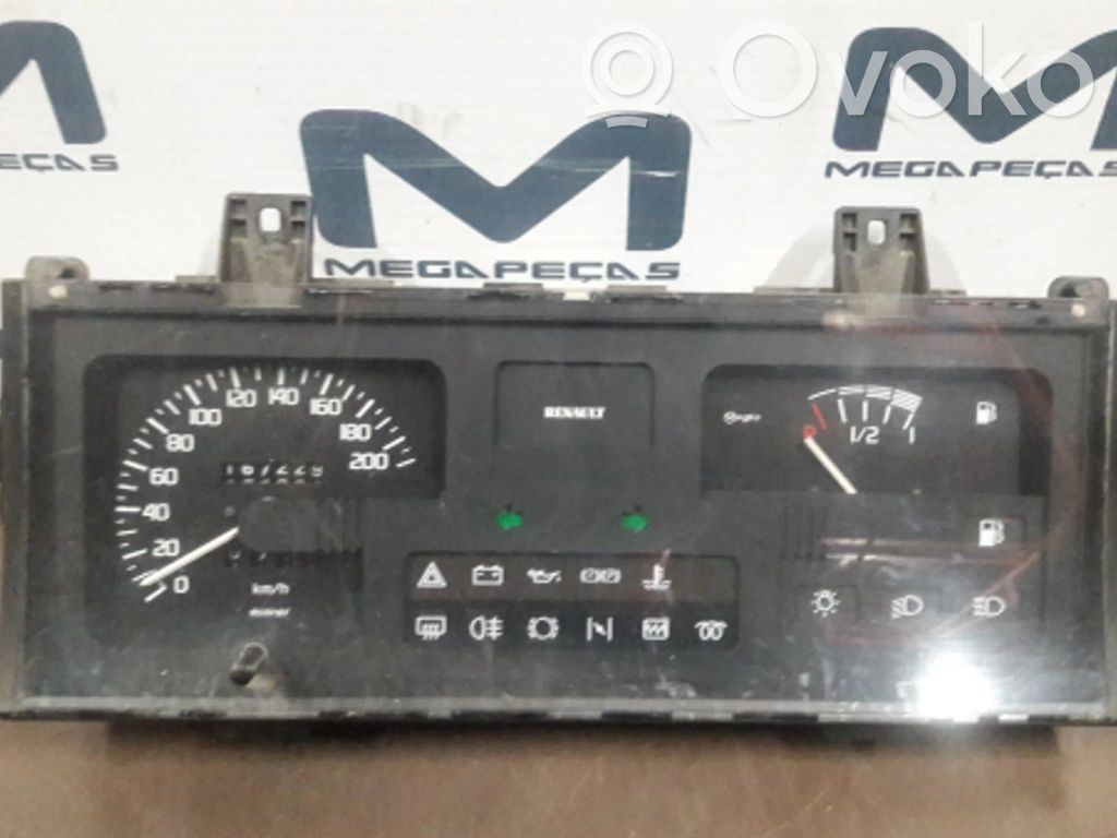 Speedometer (instrument cluster)