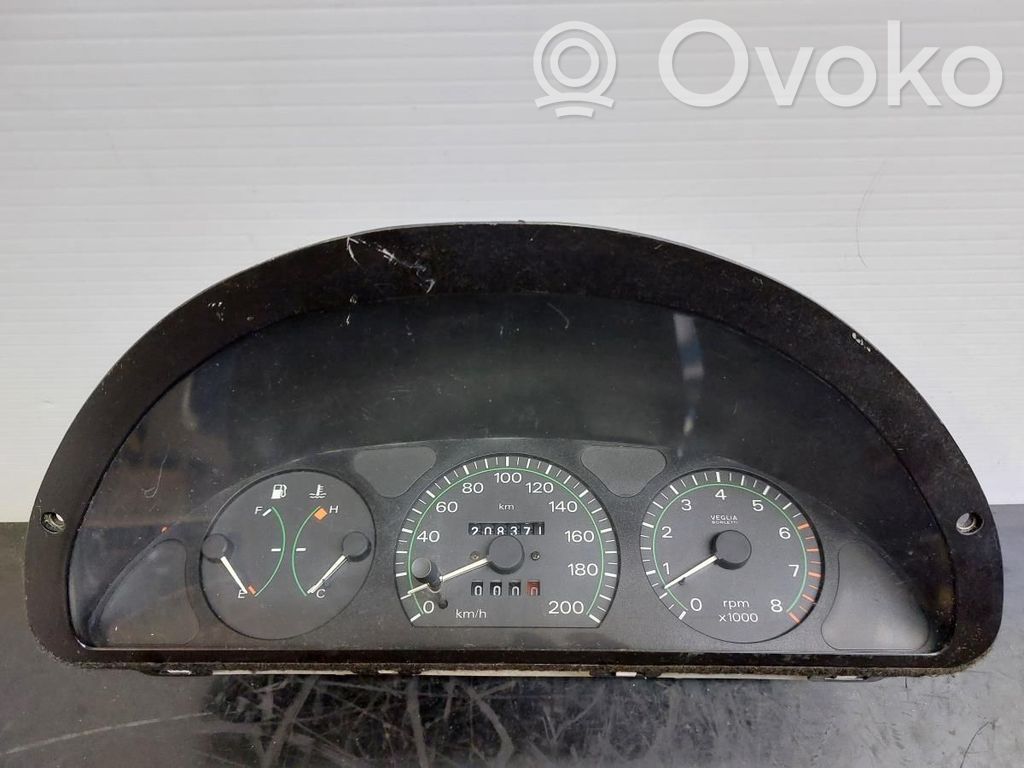 Fiat Punto (176) Licznik / Prędkościomierz 