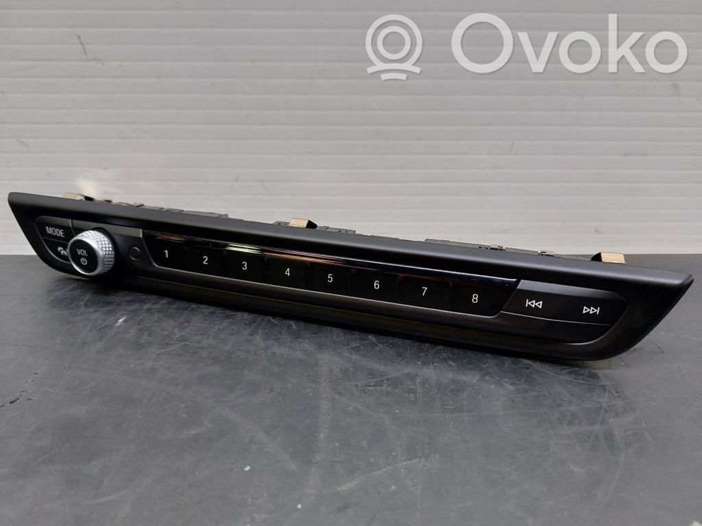 BMW 1 F40 Radio / CD-Player / DVD-Player / Navigation 