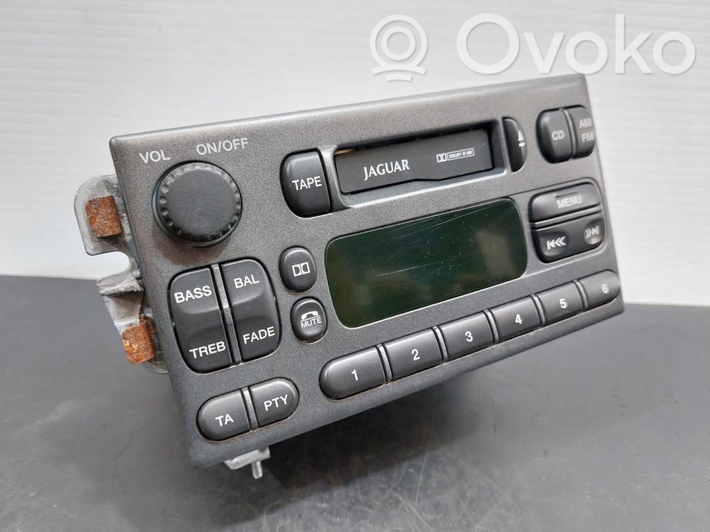 Radio / CD-Player / DVD-Player / Navigation   XR8F18K876BH,XR8F18K876BHLHR