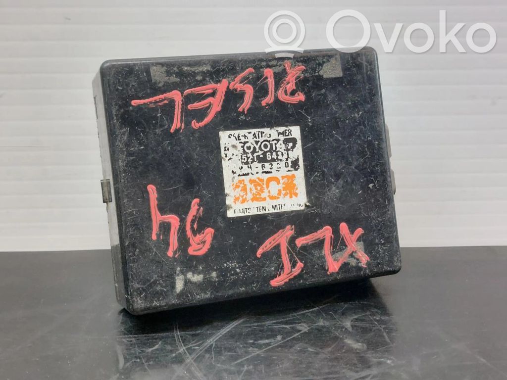 Toyota Corolla E110 Hehkutulpan esikuumennuksen rele 