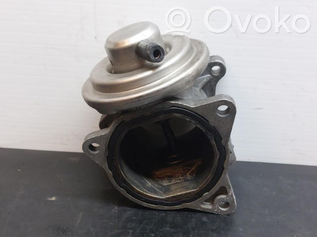 Zawór EGR   038131501AN