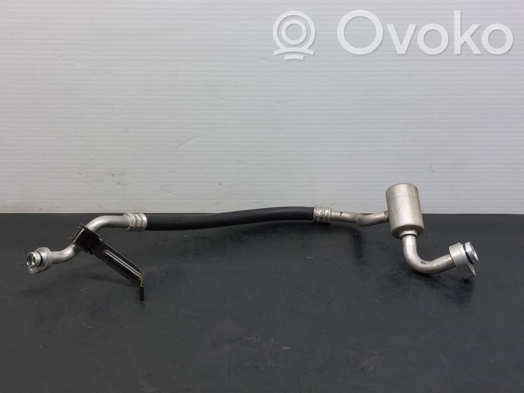 Infiniti Q50 Ilmastointilaitteen putki (A/C)
