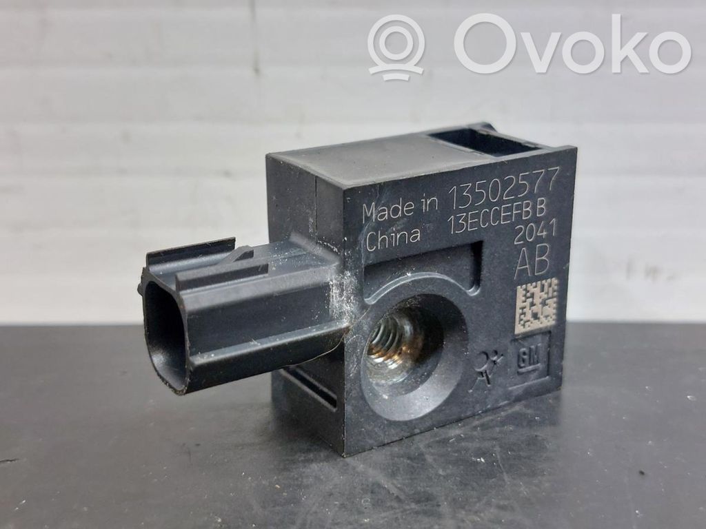 Sensor impacto/accidente para activar Airbag   13502577