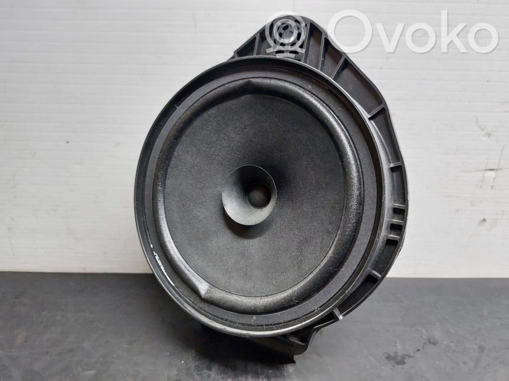 Opel Astra K Altavoz del panel 
