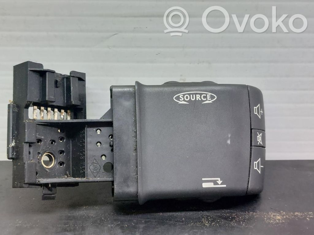 Mando de control del sonido   8200103769