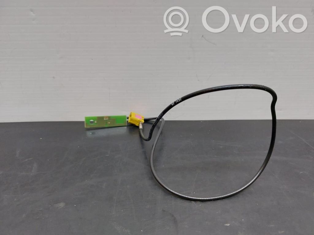 Mercedes-Benz A W176 Amplificatore antenna