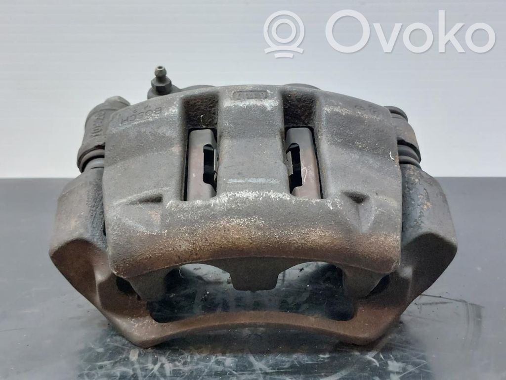 Front brake caliper   Y01420