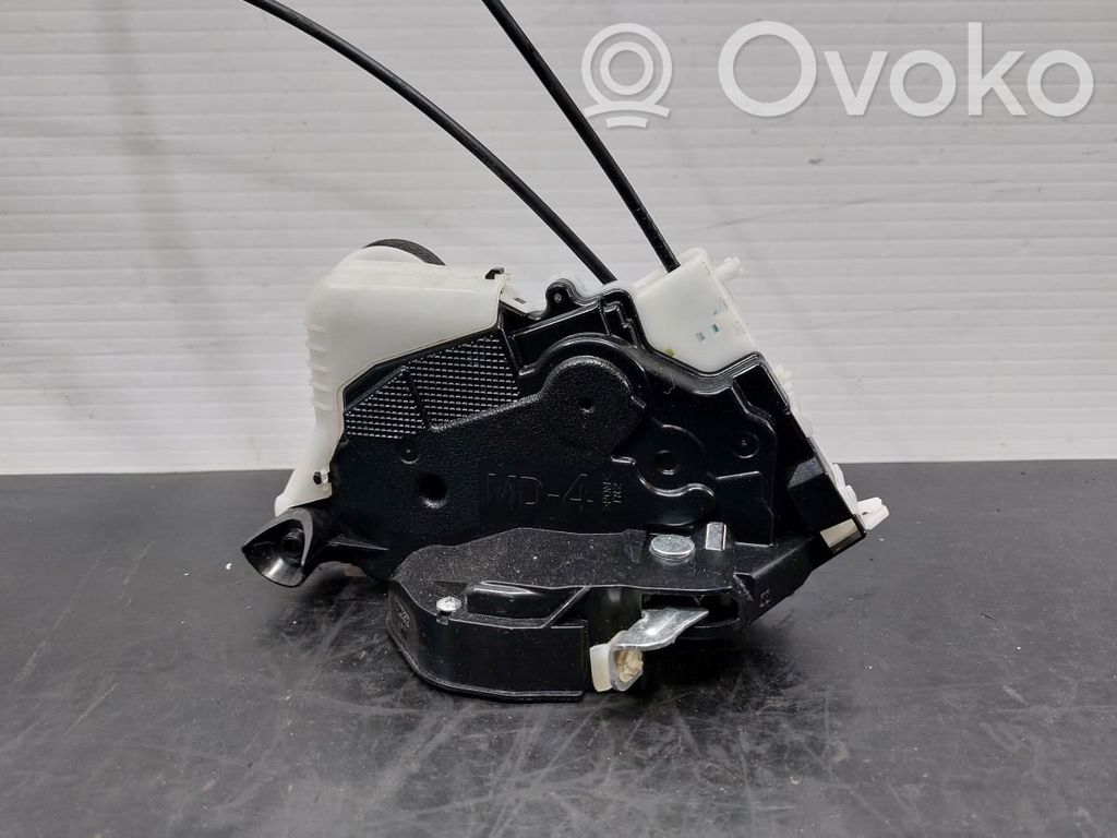 Toyota Yaris Etuoven lukko