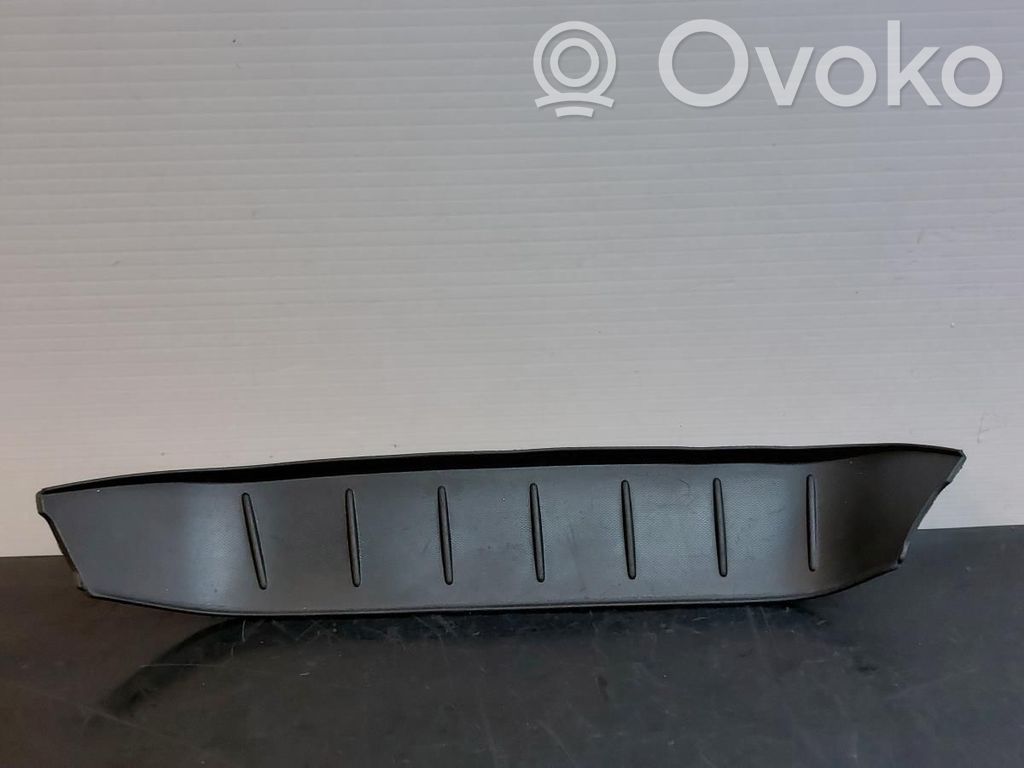 Renault Clio IV Zestaw dywaników samochodowych