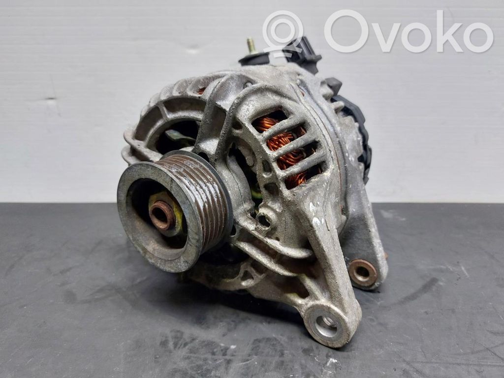 Toyota Corolla Verso E121 Generatorius 