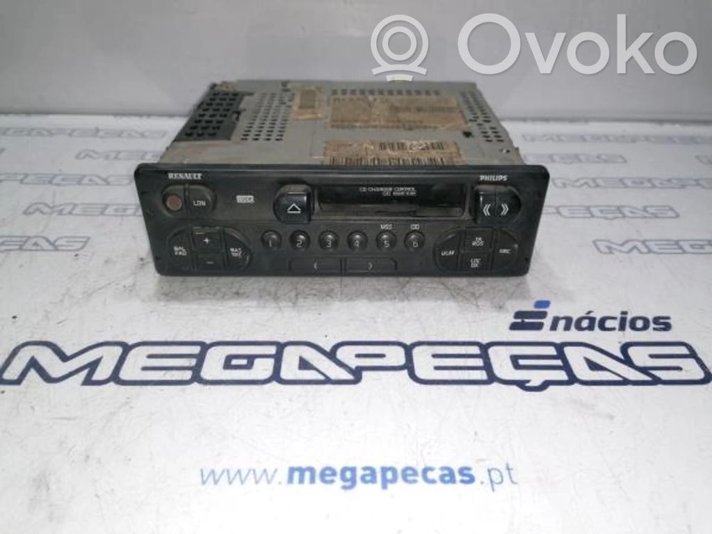 Panel / Radioodtwarzacz CD/DVD/GPS   7700426483