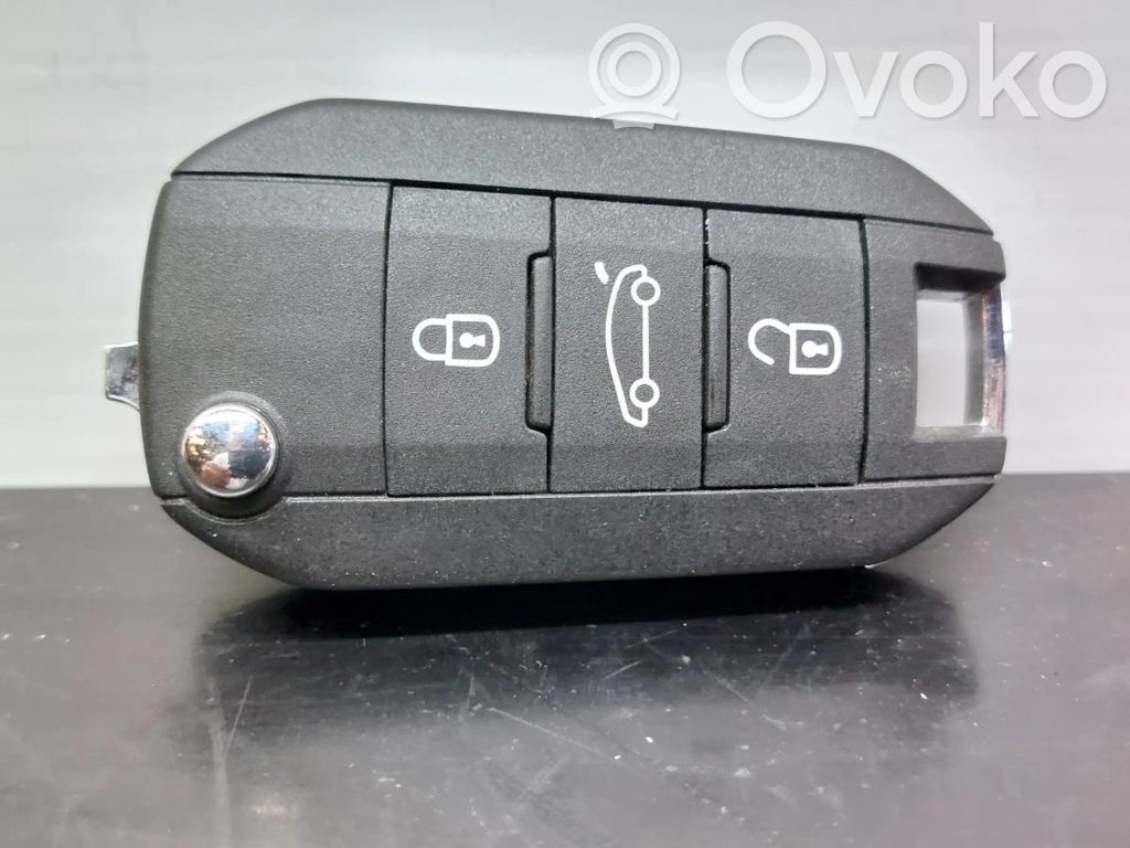 Opel Corsa F Virta-avain/kortti 