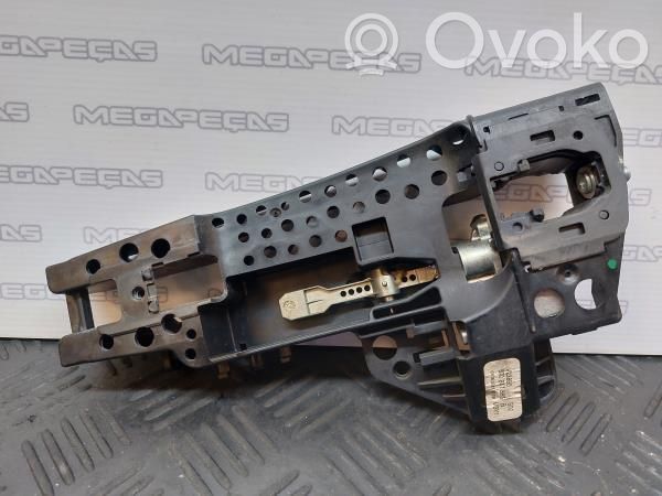 Audi RS4 B8 Takaoven sisäkahvan kehys 