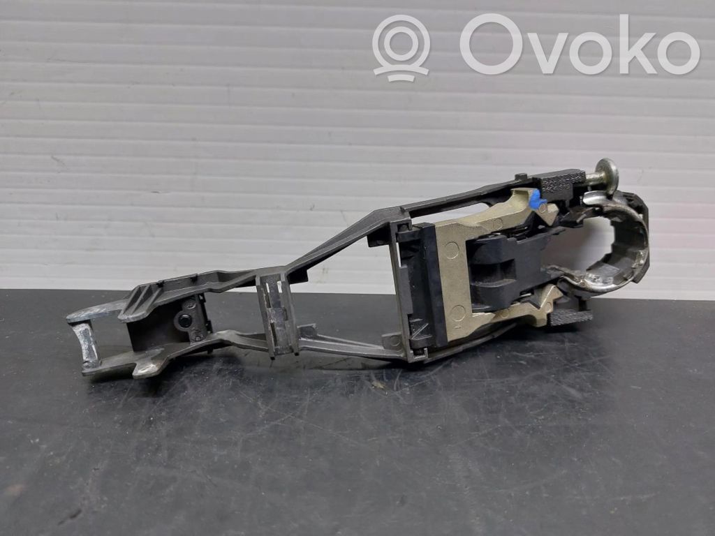 Etuoven sisäkahvan kehys   3B0837885G