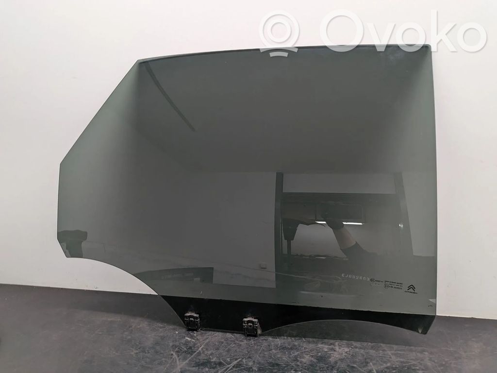 Luna de la puerta trasera   9675837680