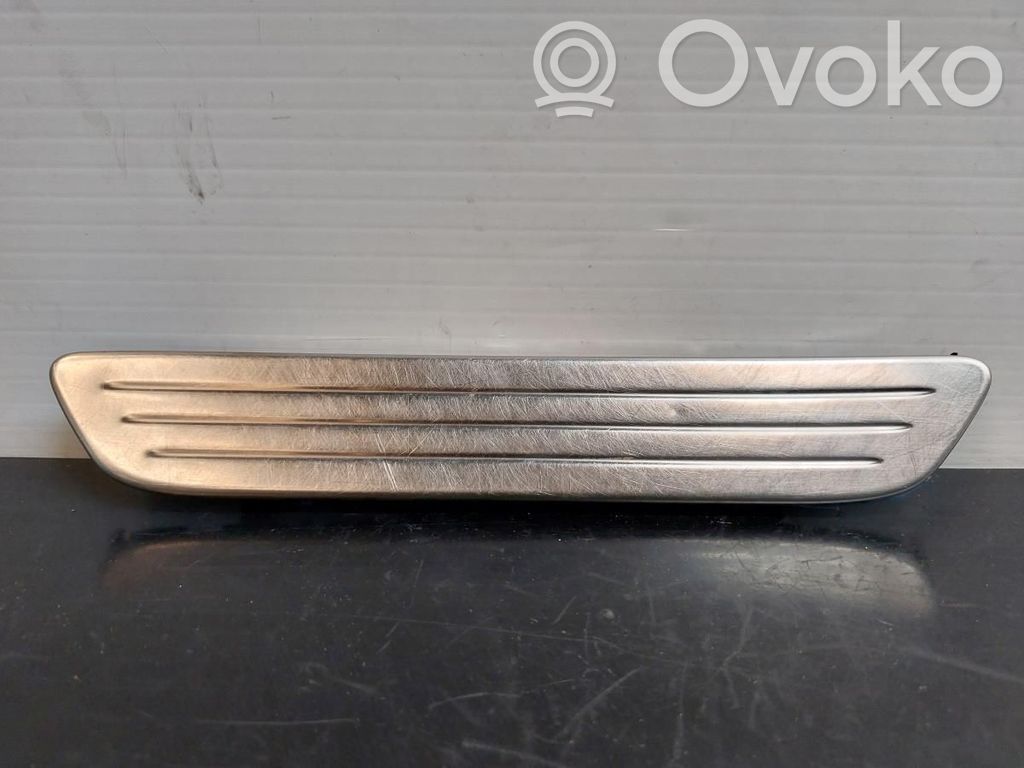 Porsche Cayenne (92A) Capac prag spate 