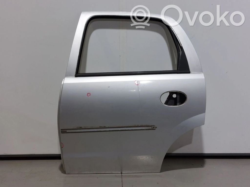 Opel Corsa C Puerta trasera 