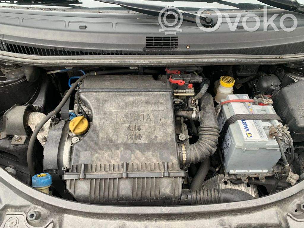 Engine   843,843A1000