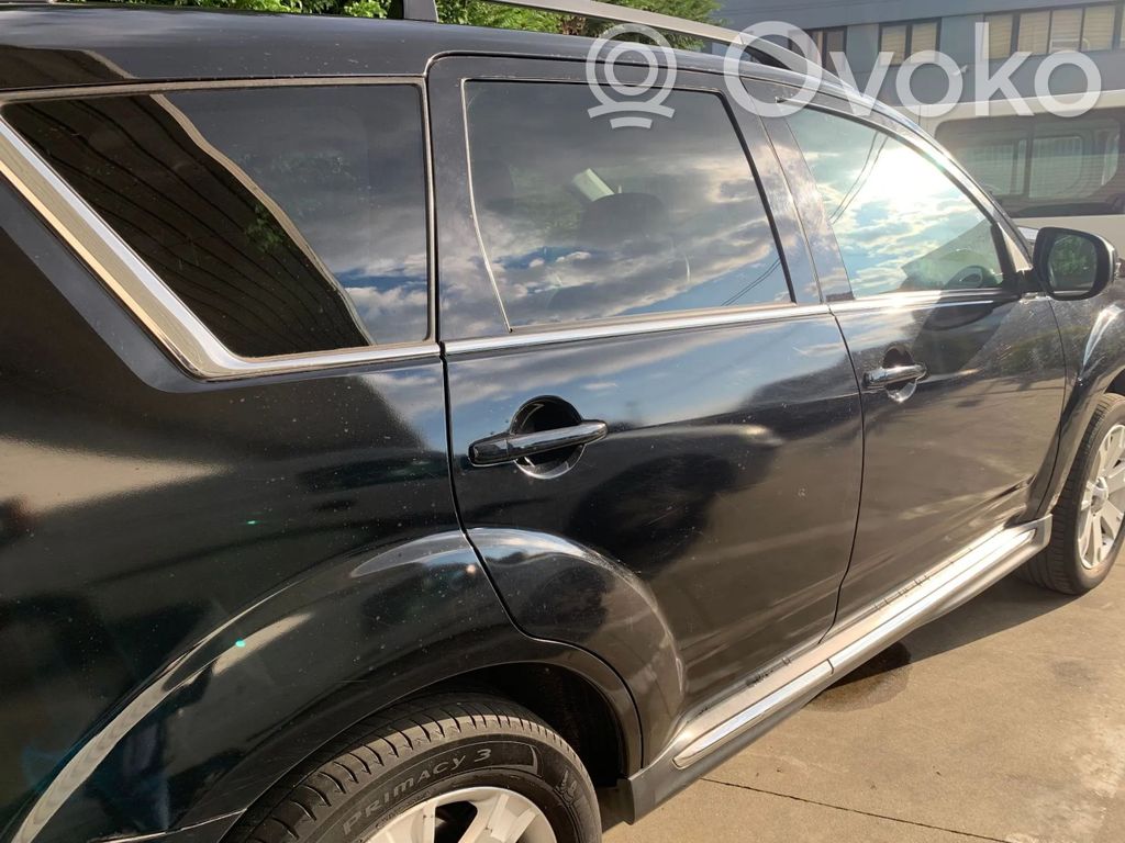 Mitsubishi Outlander Galinės durys 